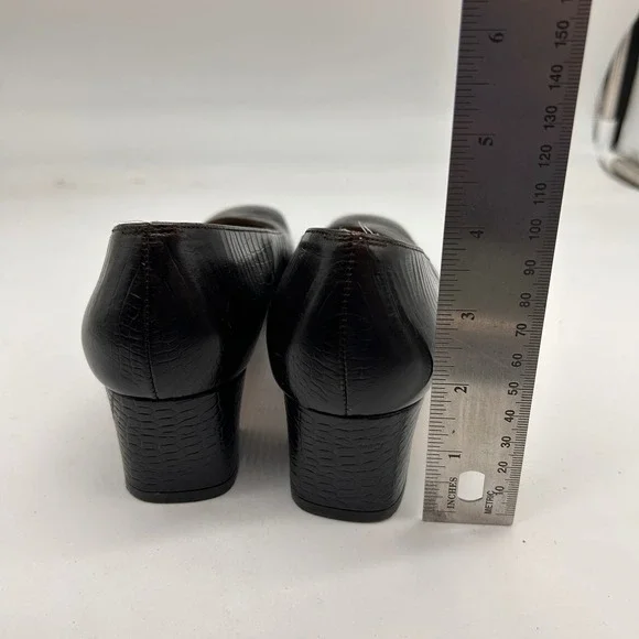 Salvatore Ferragamo Black Croc Leather Block Heel Pump Square Toe Italy Size 7.5 - Picture 4 of 10